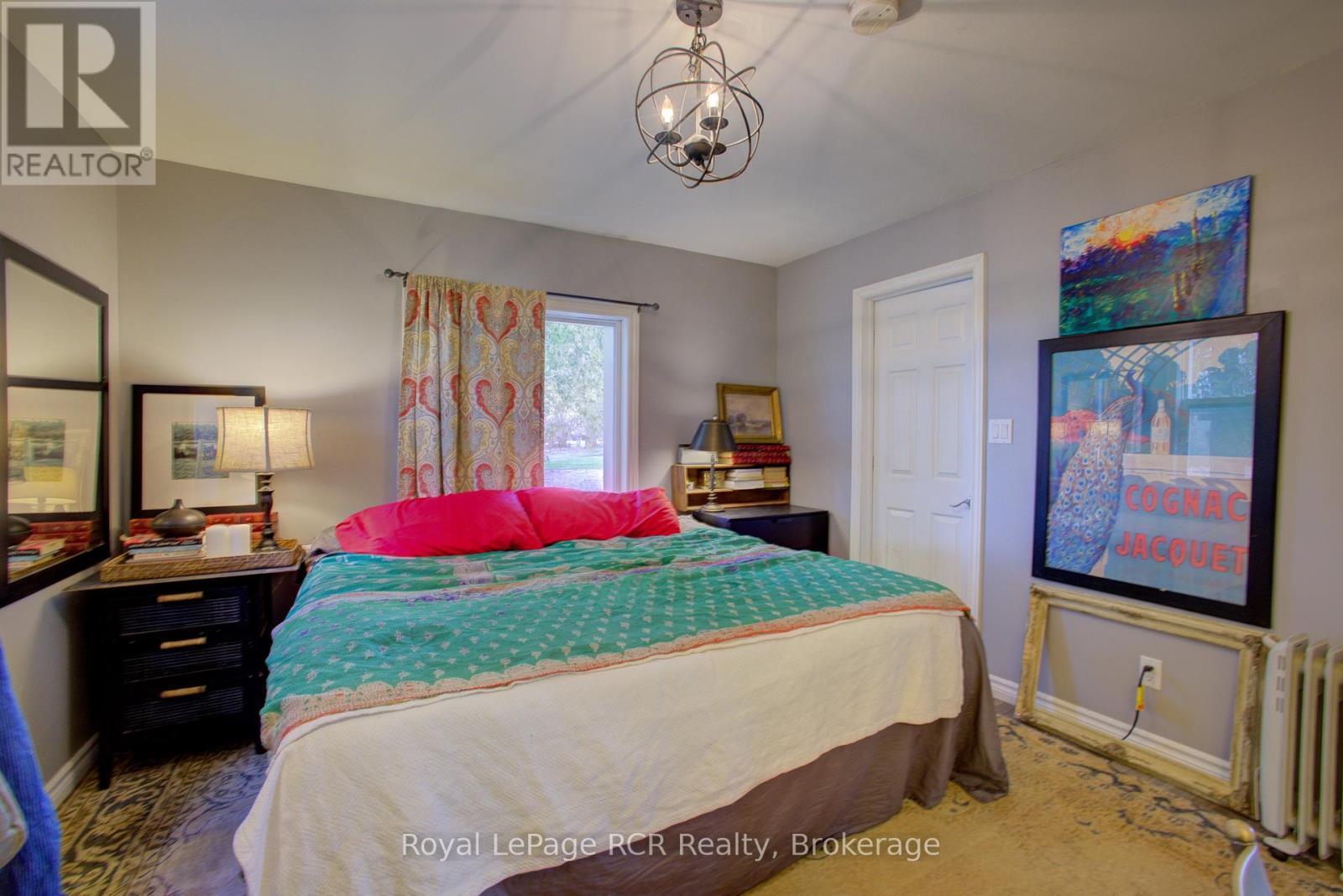 












9208 WELLINGTON RD 14 ROAD

,
Wellington North,




Ontario
N0G2E0

