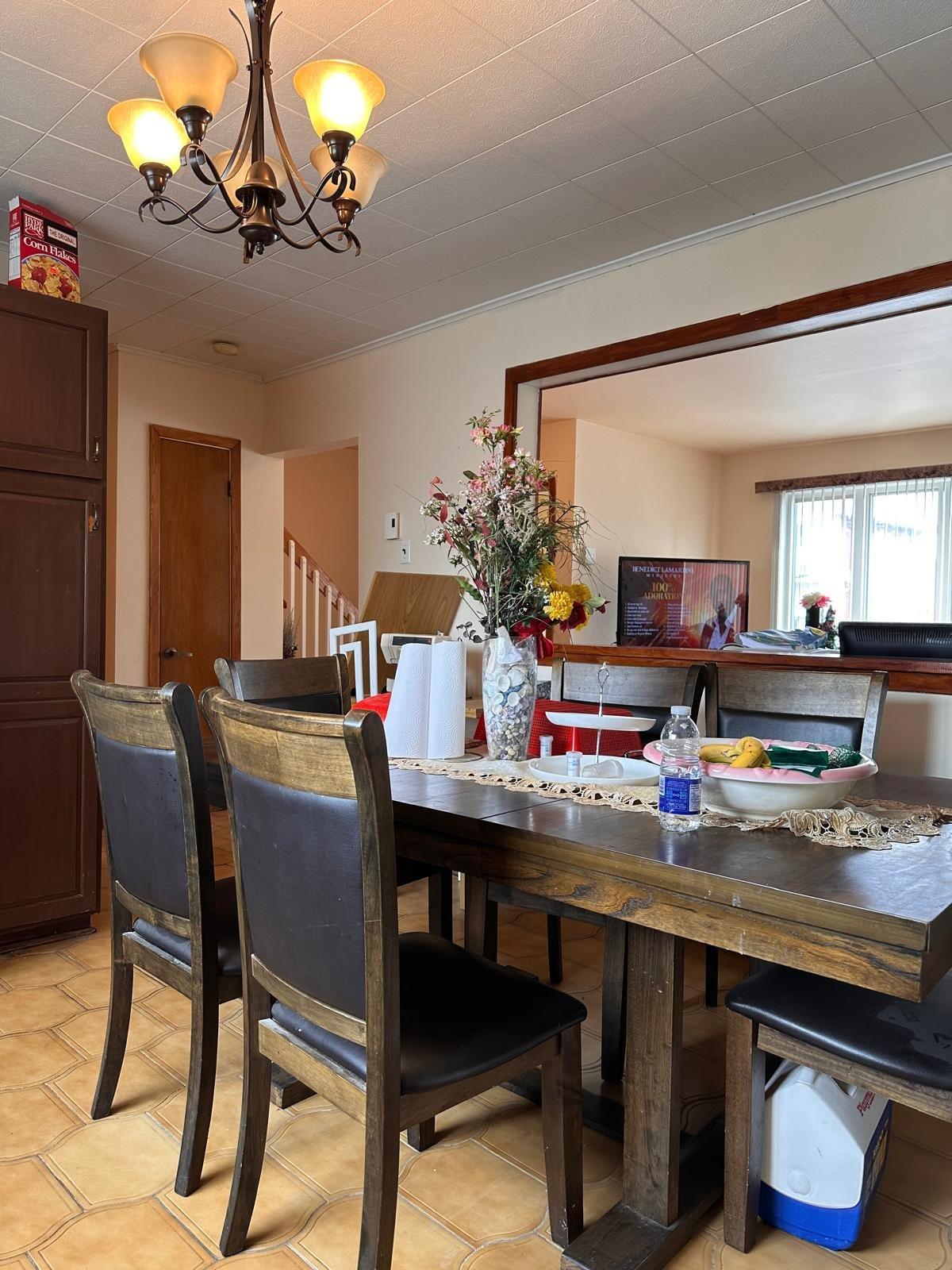 









10532


Av. Pigeon

,
Montréal (Montréal-Nord),




QC
H1G5T9

