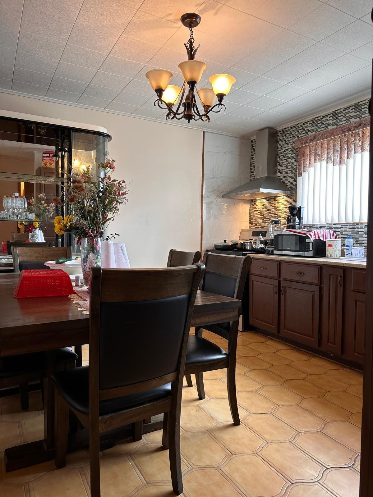 









10532


Av. Pigeon

,
Montréal (Montréal-Nord),




QC
H1G5T9

