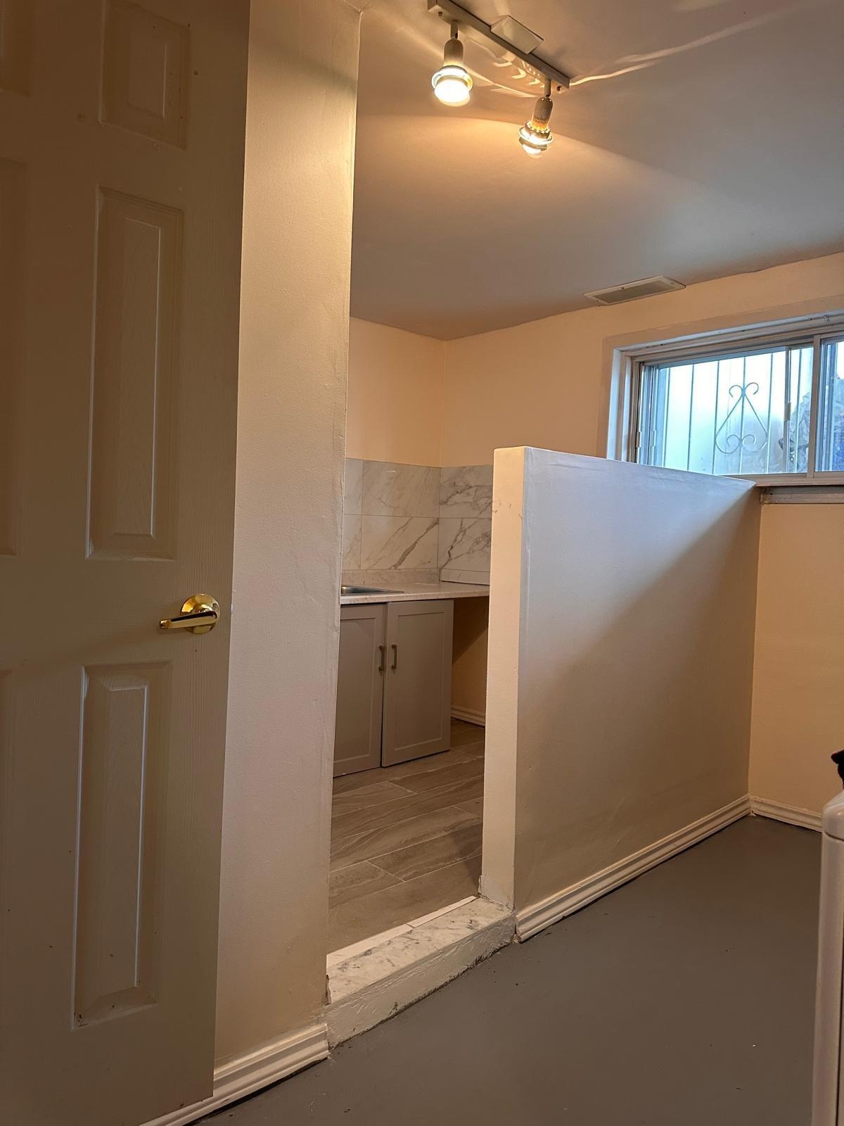 









10532


Av. Pigeon

,
Montréal (Montréal-Nord),




QC
H1G5T9

