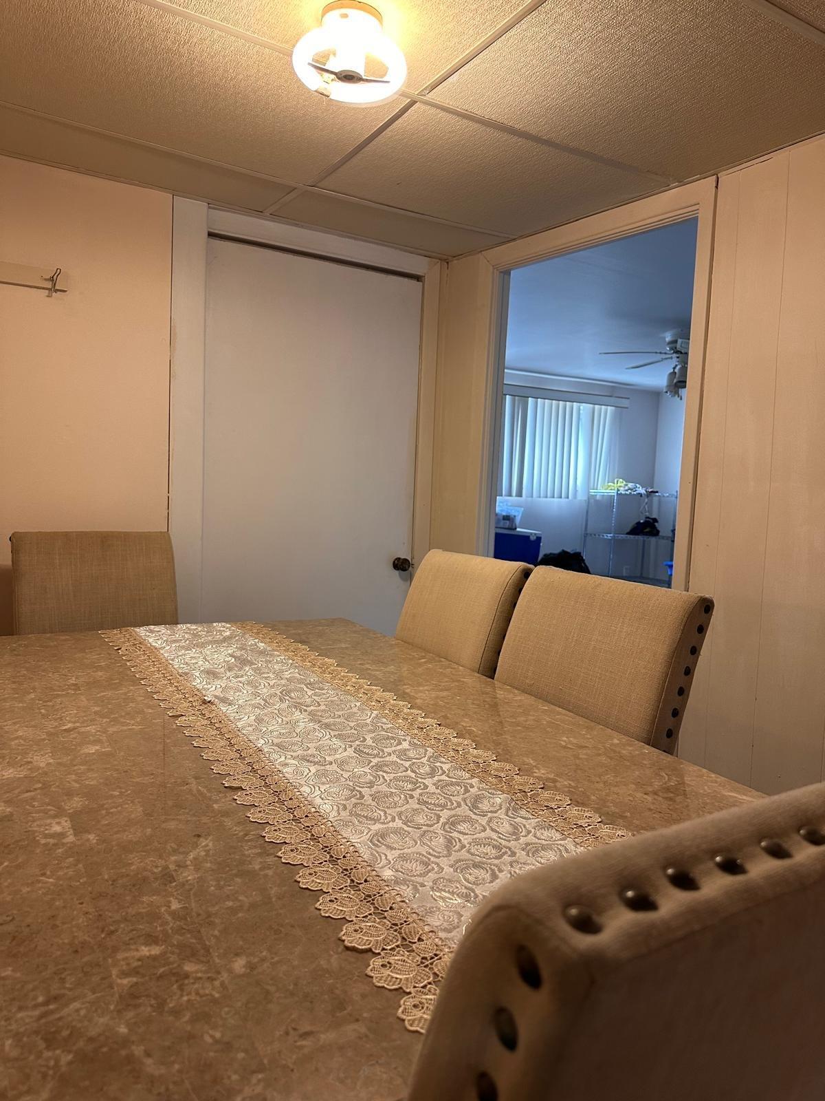 









10532


Av. Pigeon

,
Montréal (Montréal-Nord),




QC
H1G5T9

