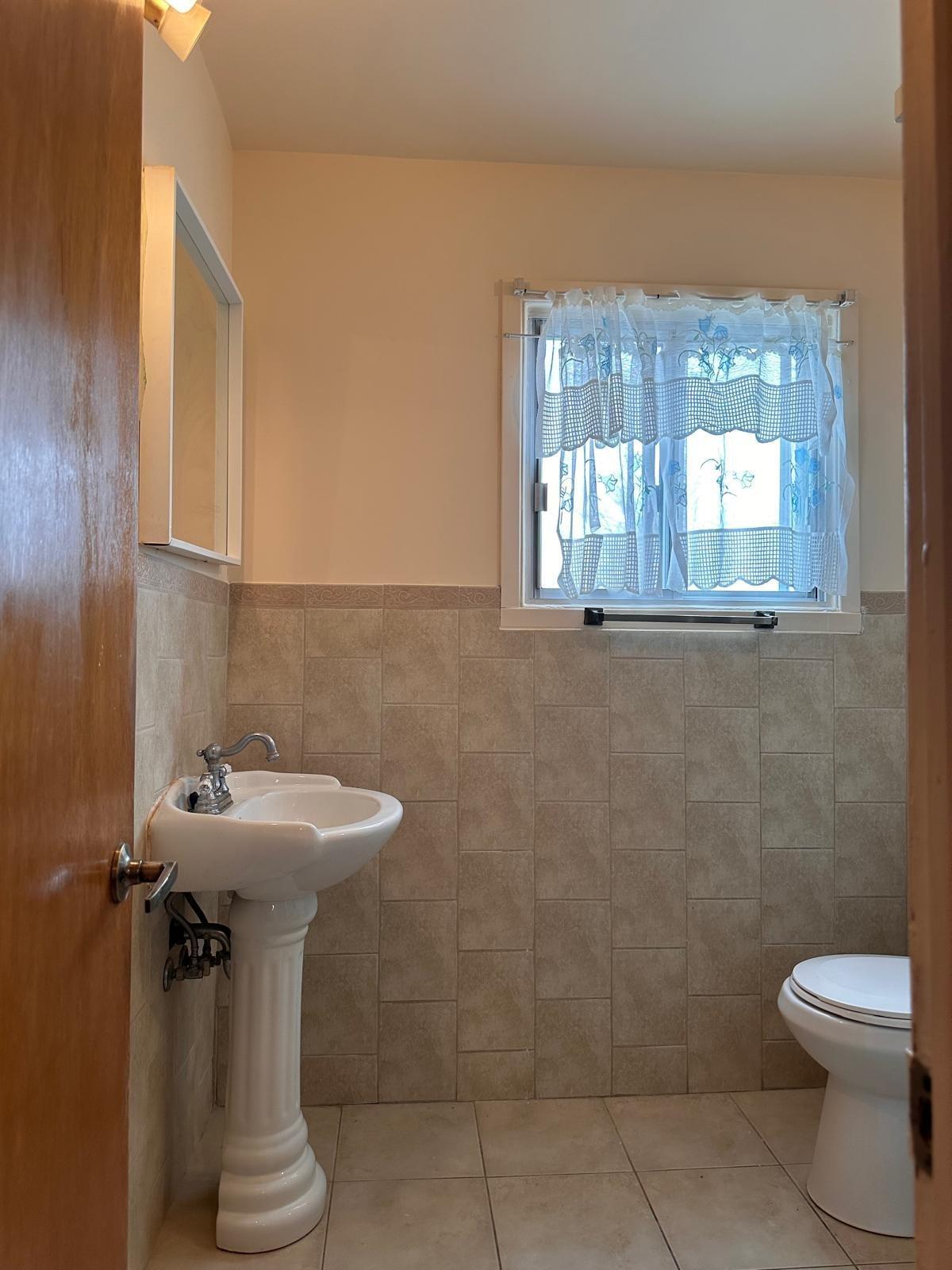 









10532


Av. Pigeon

,
Montréal (Montréal-Nord),




QC
H1G5T9

