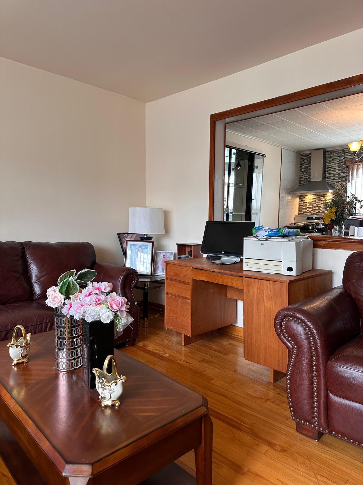 









10532


Av. Pigeon

,
Montréal (Montréal-Nord),




QC
H1G5T9

