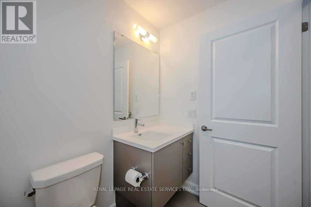












1014 - 3220 WILLIAM COLTSON AVENUE

,
Oakville,




Ontario
L6H7X9

