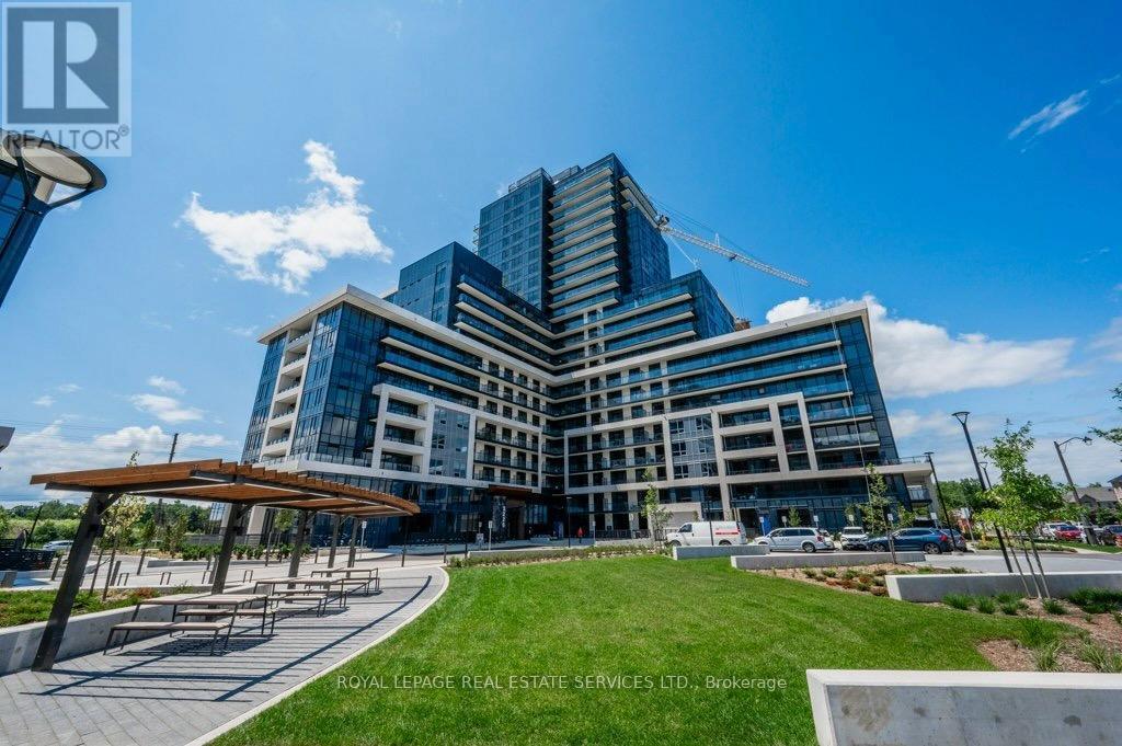 












1014 - 3220 WILLIAM COLTSON AVENUE

,
Oakville,




Ontario
L6H7X9

