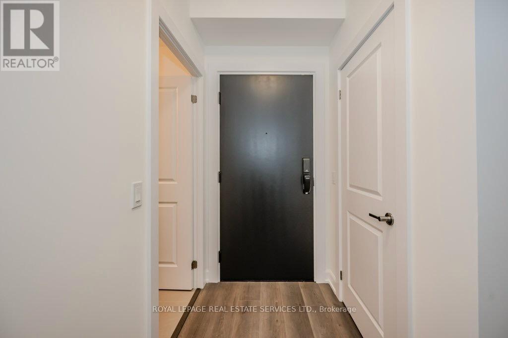 












1014 - 3220 WILLIAM COLTSON AVENUE

,
Oakville,




Ontario
L6H7X9

