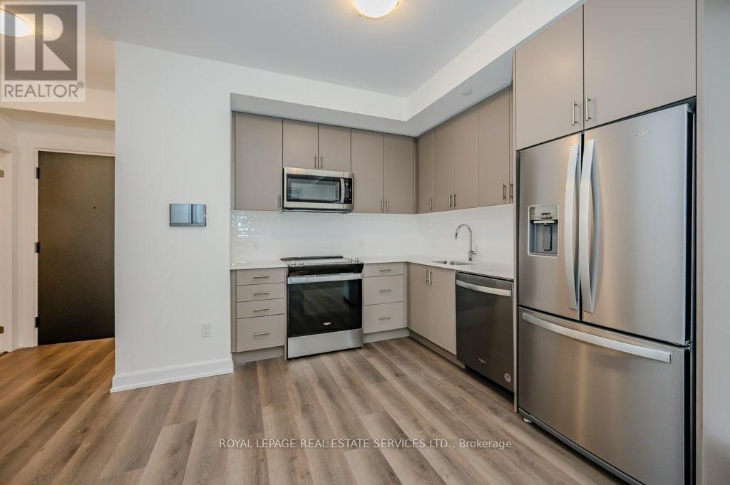 












1014 - 3220 WILLIAM COLTSON AVENUE

,
Oakville,




Ontario
L6H7X9

