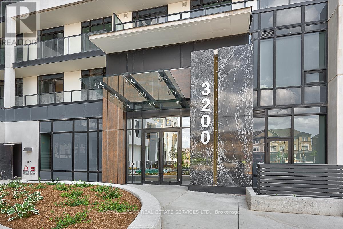 












521 - 3200 WILLIAM COLTSON AVENUE

,
Oakville,




Ontario
L6H7W6

