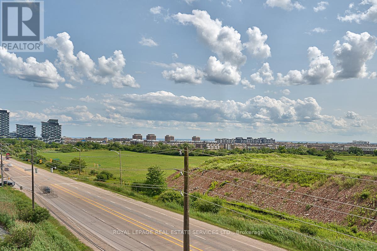 












521 - 3200 WILLIAM COLTSON AVENUE

,
Oakville,




Ontario
L6H7W6

