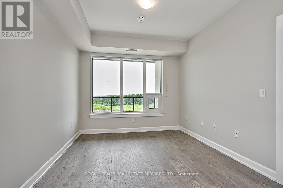 












521 - 3200 WILLIAM COLTSON AVENUE

,
Oakville,




Ontario
L6H7W6

