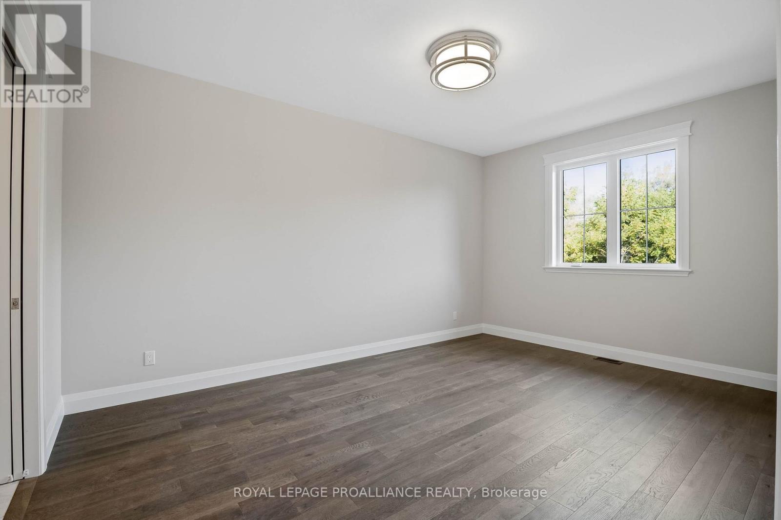 












94B SANFORD STREET

,
Brighton,




Ontario
K0K1H0

