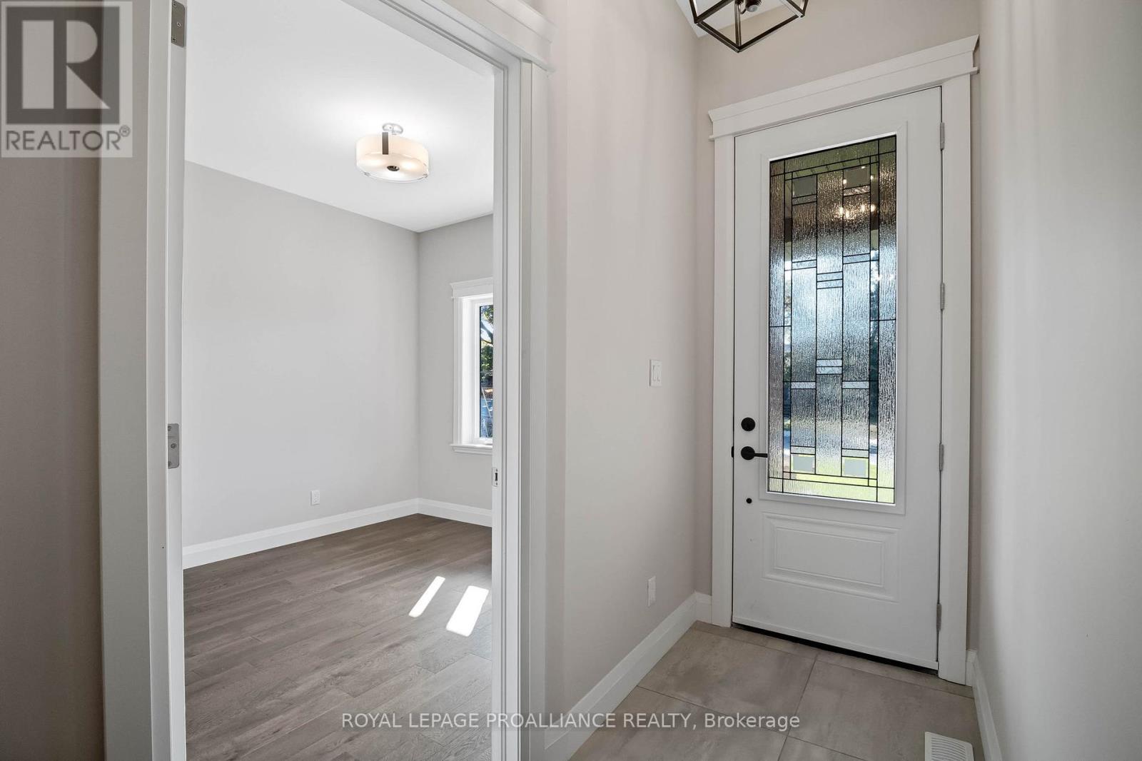 












94B SANFORD STREET

,
Brighton,




Ontario
K0K1H0

