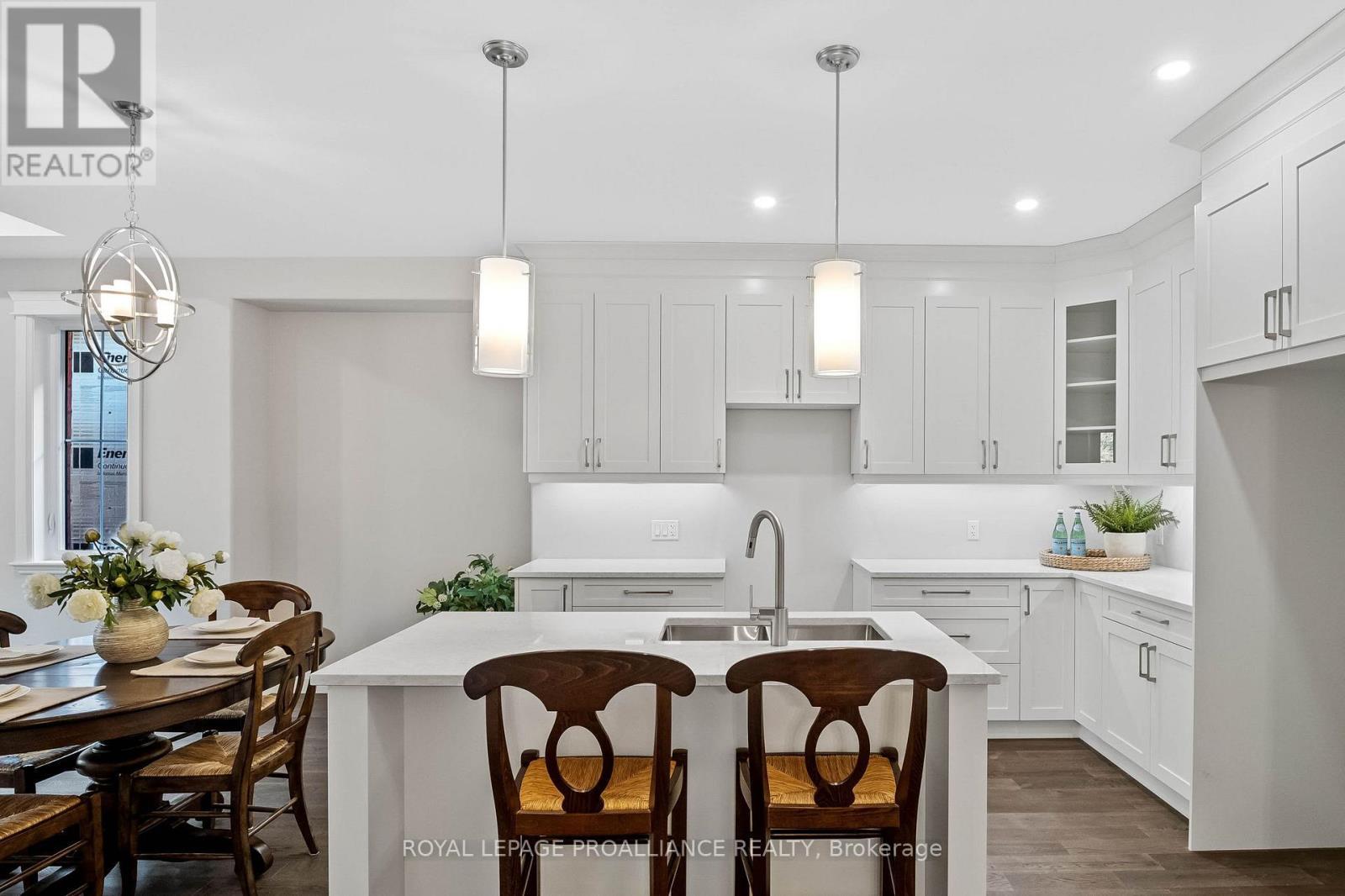 












94B SANFORD STREET

,
Brighton,




Ontario
K0K1H0

