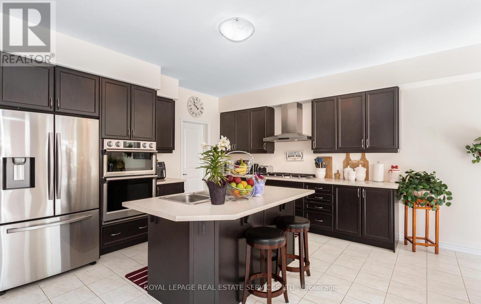 












25 JENNER DRIVE

,
Brant,




Ontario
N3L0B5

