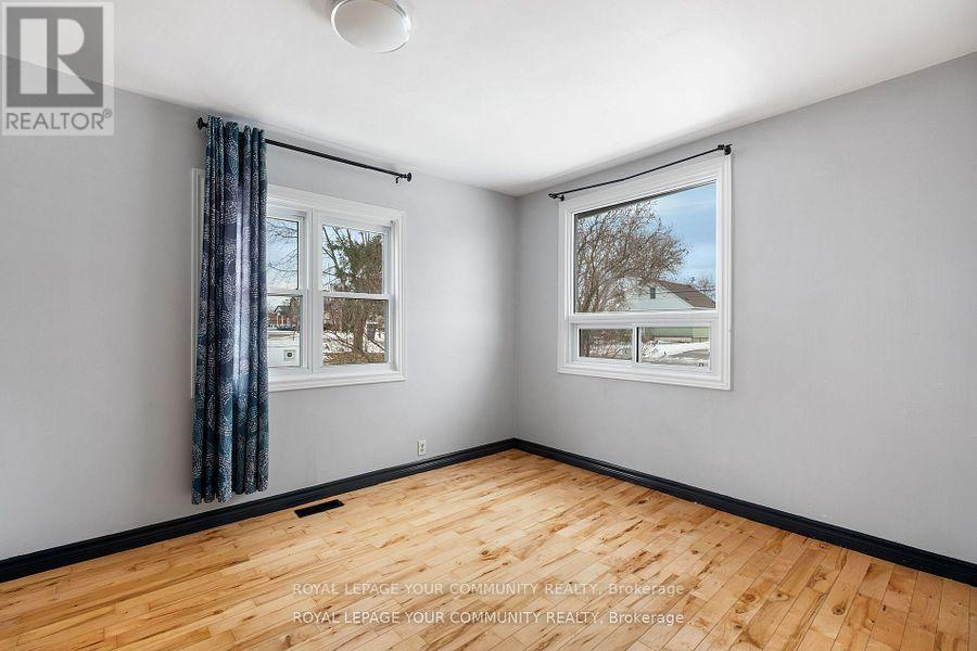 












7813 MULHERN STREET

,
Niagara Falls,




Ontario
L2H1B6

