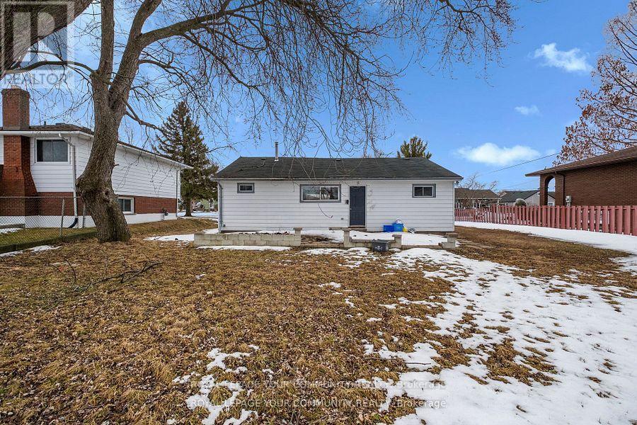 












7813 MULHERN STREET

,
Niagara Falls,




Ontario
L2H1B6

