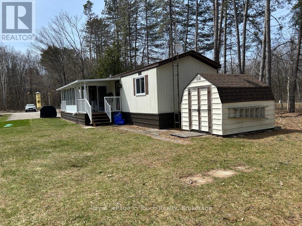 












37 - 5263 ELLIOTT SIDE ROAD

,
Tay,




Ontario
L4R4K3


