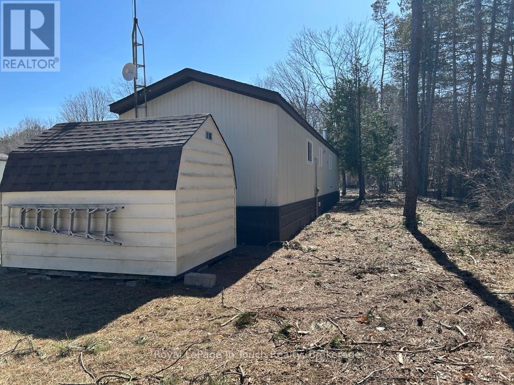 












37 - 5263 ELLIOTT SIDE ROAD

,
Tay,




Ontario
L4R4K3

