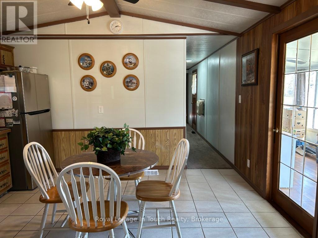 












37 - 5263 ELLIOTT SIDE ROAD

,
Tay,




Ontario
L4R4K3

