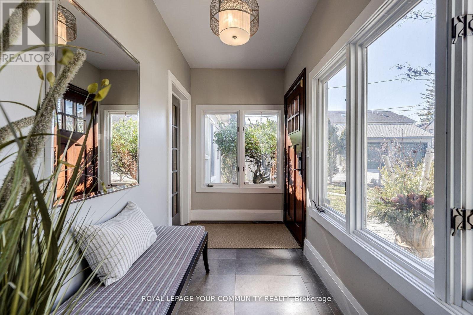 












7 BUTTONVILLE CRESCENT E

,
Markham,




Ontario
L3R0J9

