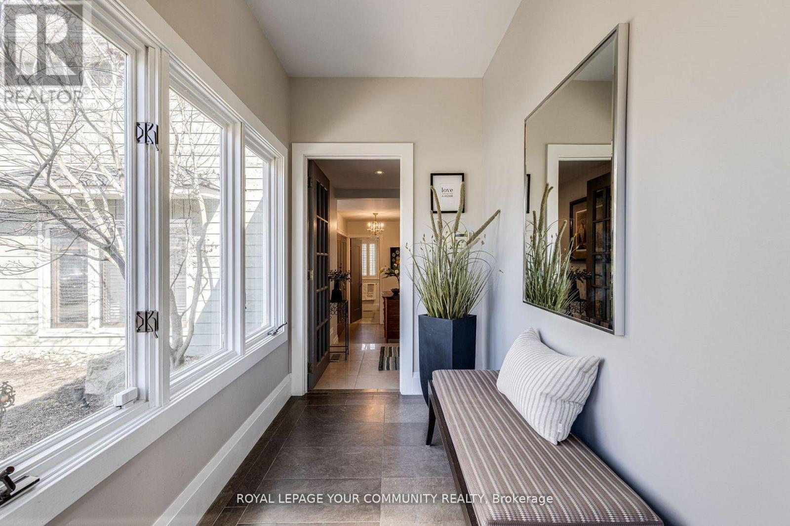 












7 BUTTONVILLE CRESCENT E

,
Markham,




Ontario
L3R0J9

