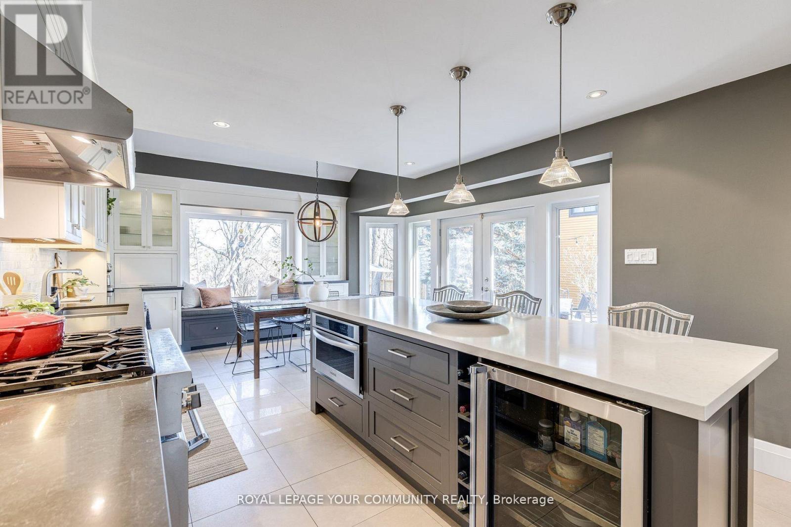 












7 BUTTONVILLE CRESCENT E

,
Markham,




Ontario
L3R0J9

