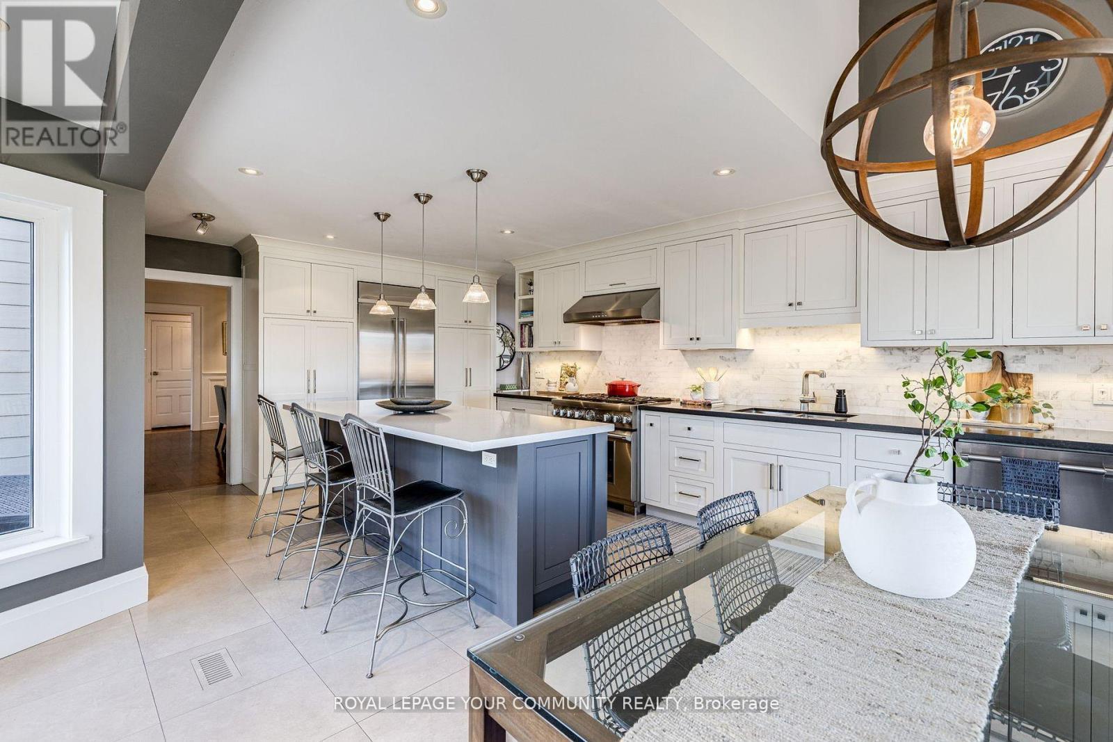












7 BUTTONVILLE CRESCENT E

,
Markham,




Ontario
L3R0J9

