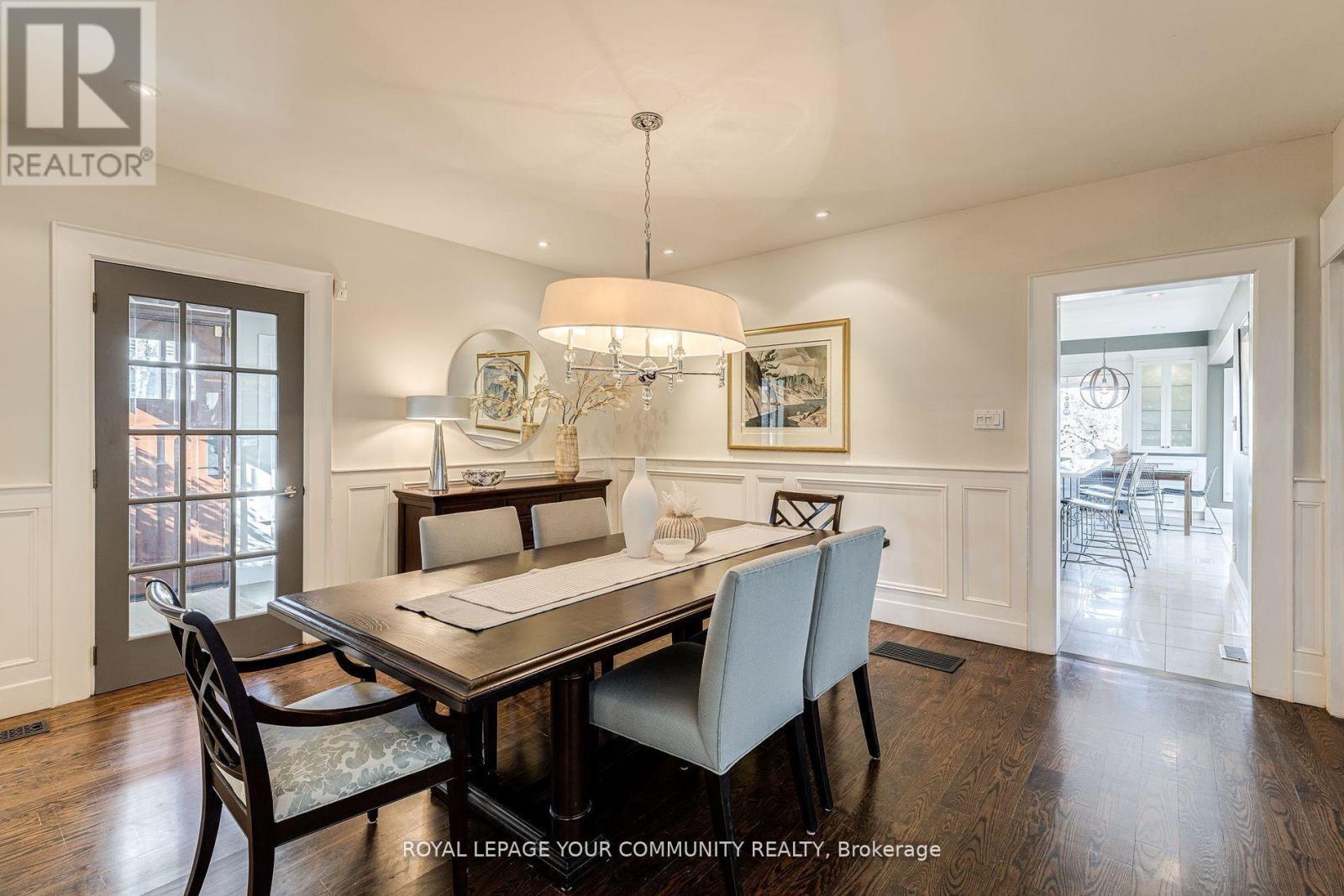 












7 BUTTONVILLE CRESCENT E

,
Markham,




Ontario
L3R0J9

