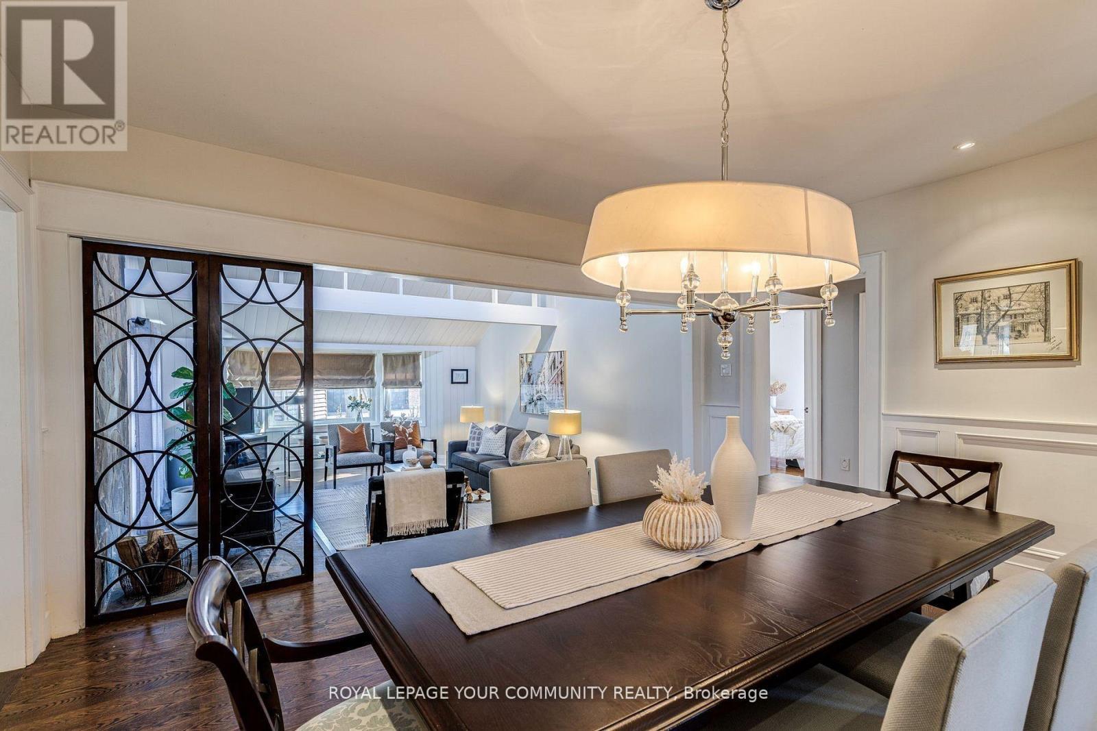 












7 BUTTONVILLE CRESCENT E

,
Markham,




Ontario
L3R0J9

