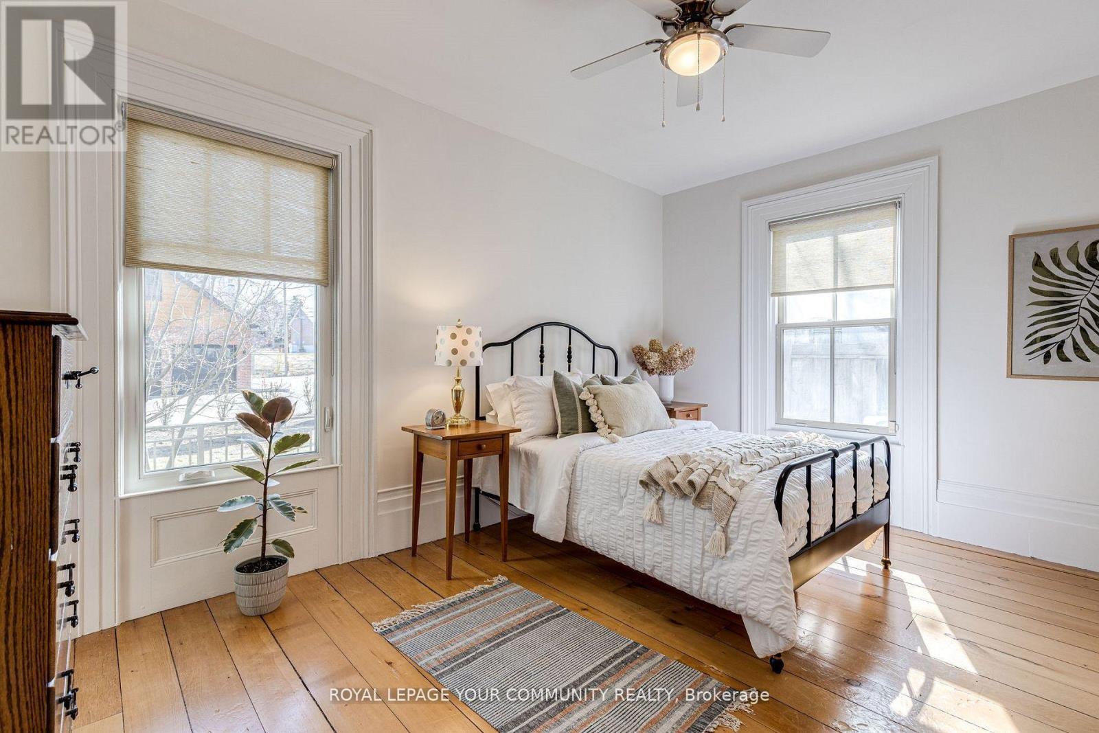 












7 BUTTONVILLE CRESCENT E

,
Markham,




Ontario
L3R0J9

