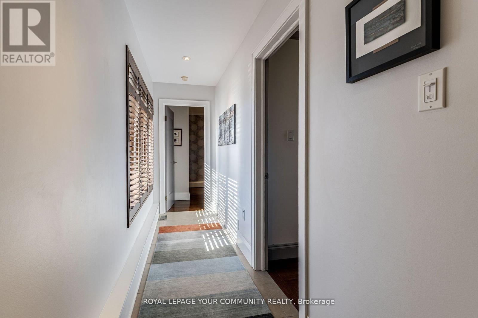 












7 BUTTONVILLE CRESCENT E

,
Markham,




Ontario
L3R0J9

