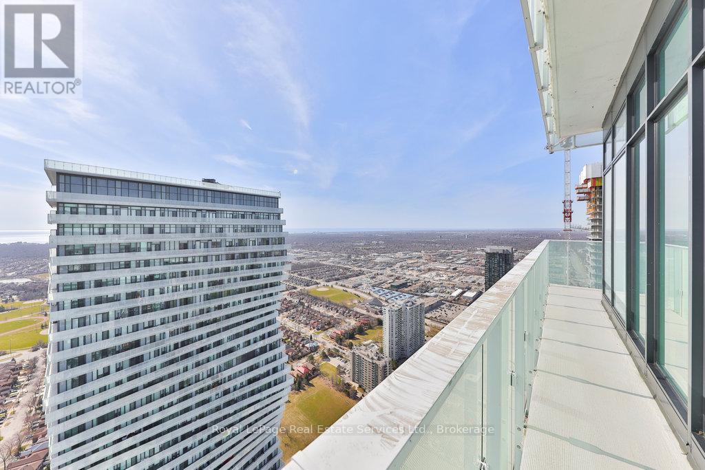 












6005 - 3900 CONFEDERATION PARKWAY

,
Mississauga (City Centre),




Ontario
L5B0M3

