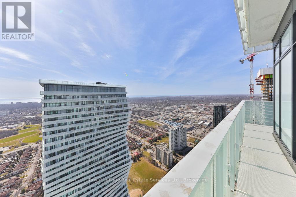 












6005 - 3900 CONFEDERATION PARKWAY

,
Mississauga (City Centre),




Ontario
L5B0M3

