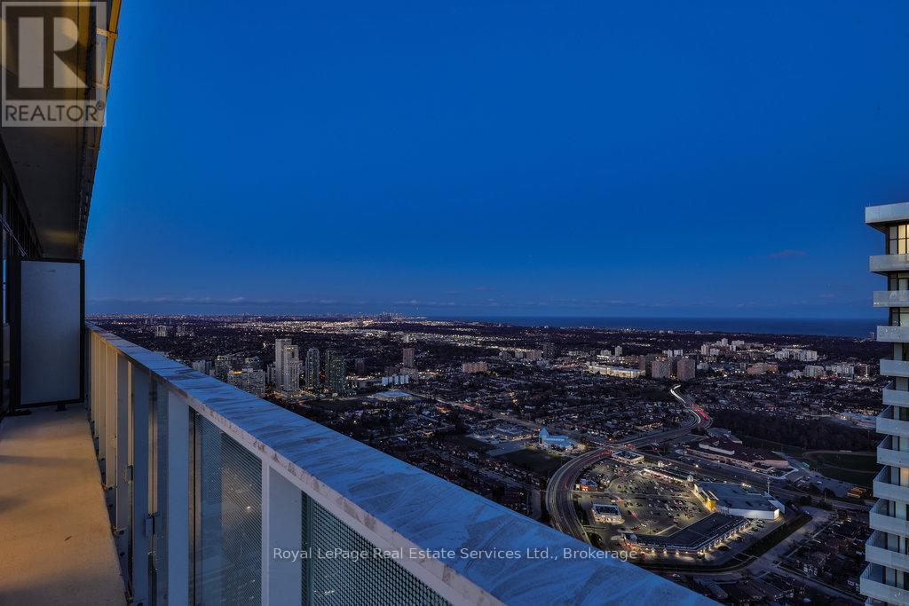 












6005 - 3900 CONFEDERATION PARKWAY

,
Mississauga (City Centre),




Ontario
L5B0M3

