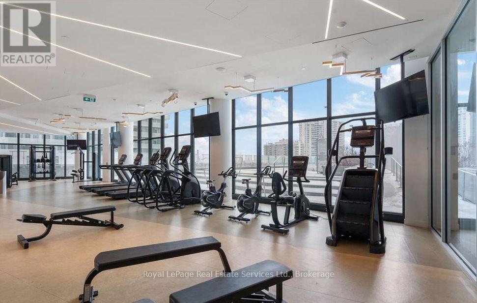 












6005 - 3900 CONFEDERATION PARKWAY

,
Mississauga (City Centre),




Ontario
L5B0M3

