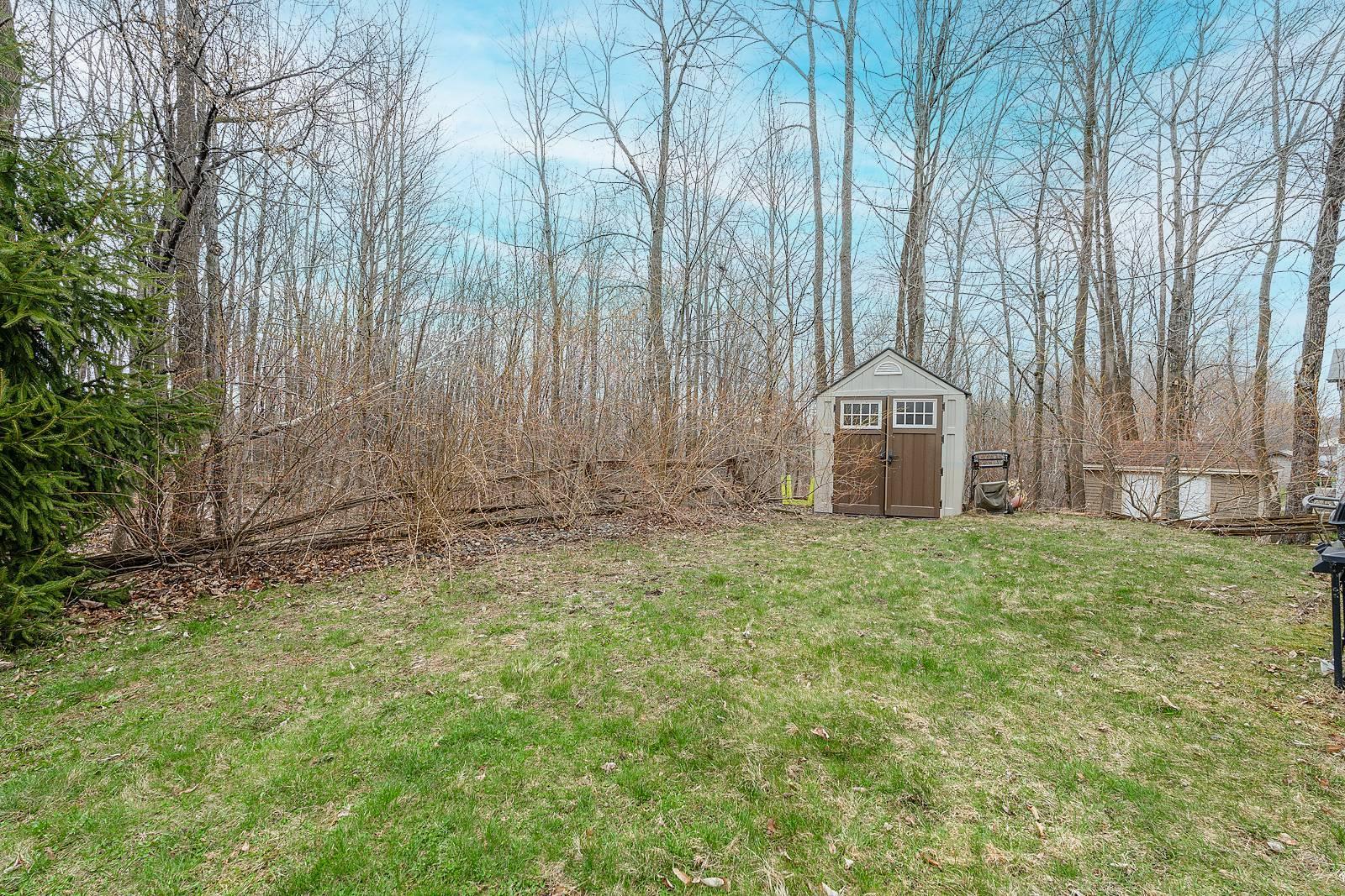 









417


Rue Langlois

,
Magog,




QC
J1X3K5

