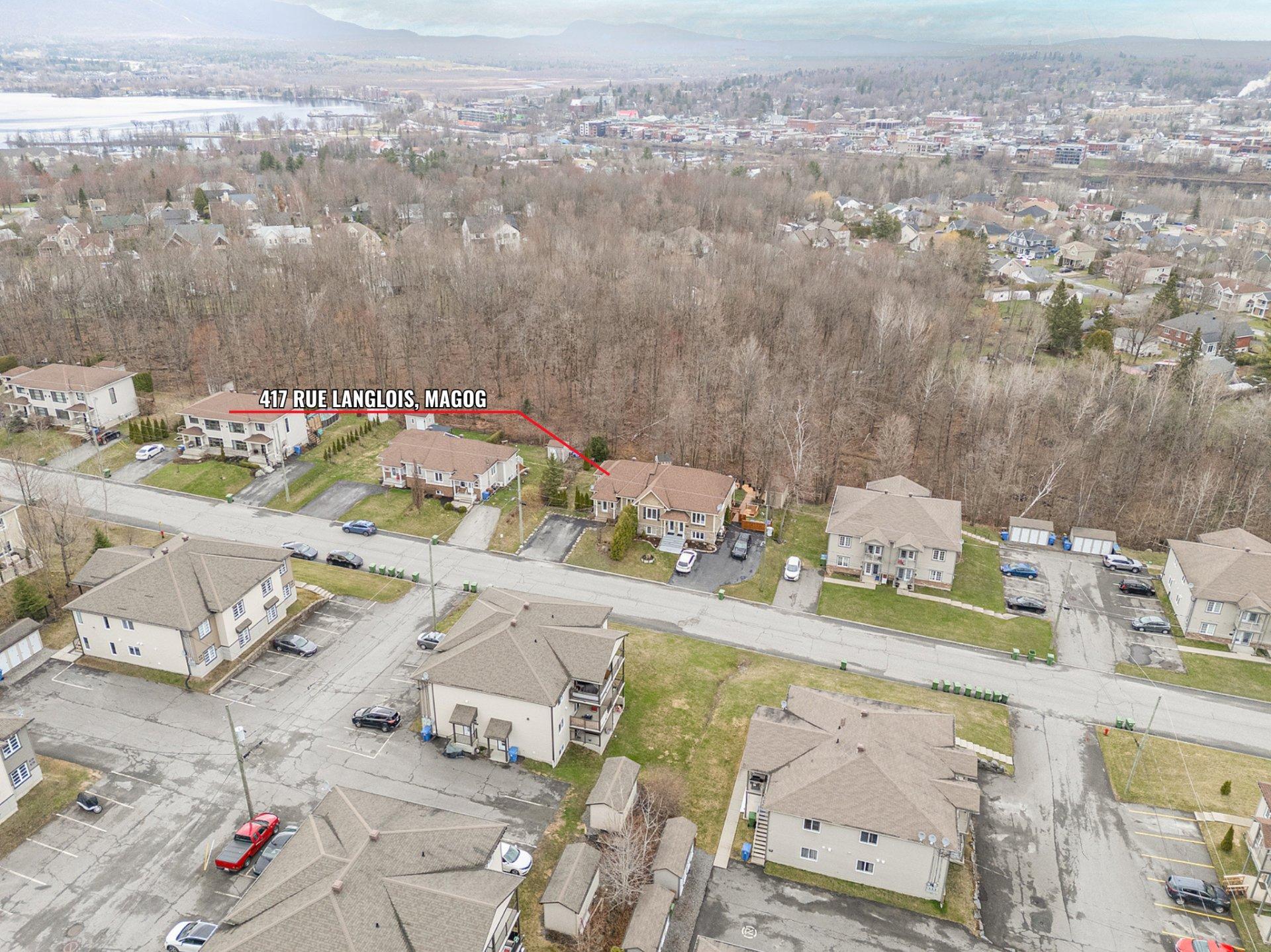 









417


Rue Langlois

,
Magog,




QC
J1X3K5

