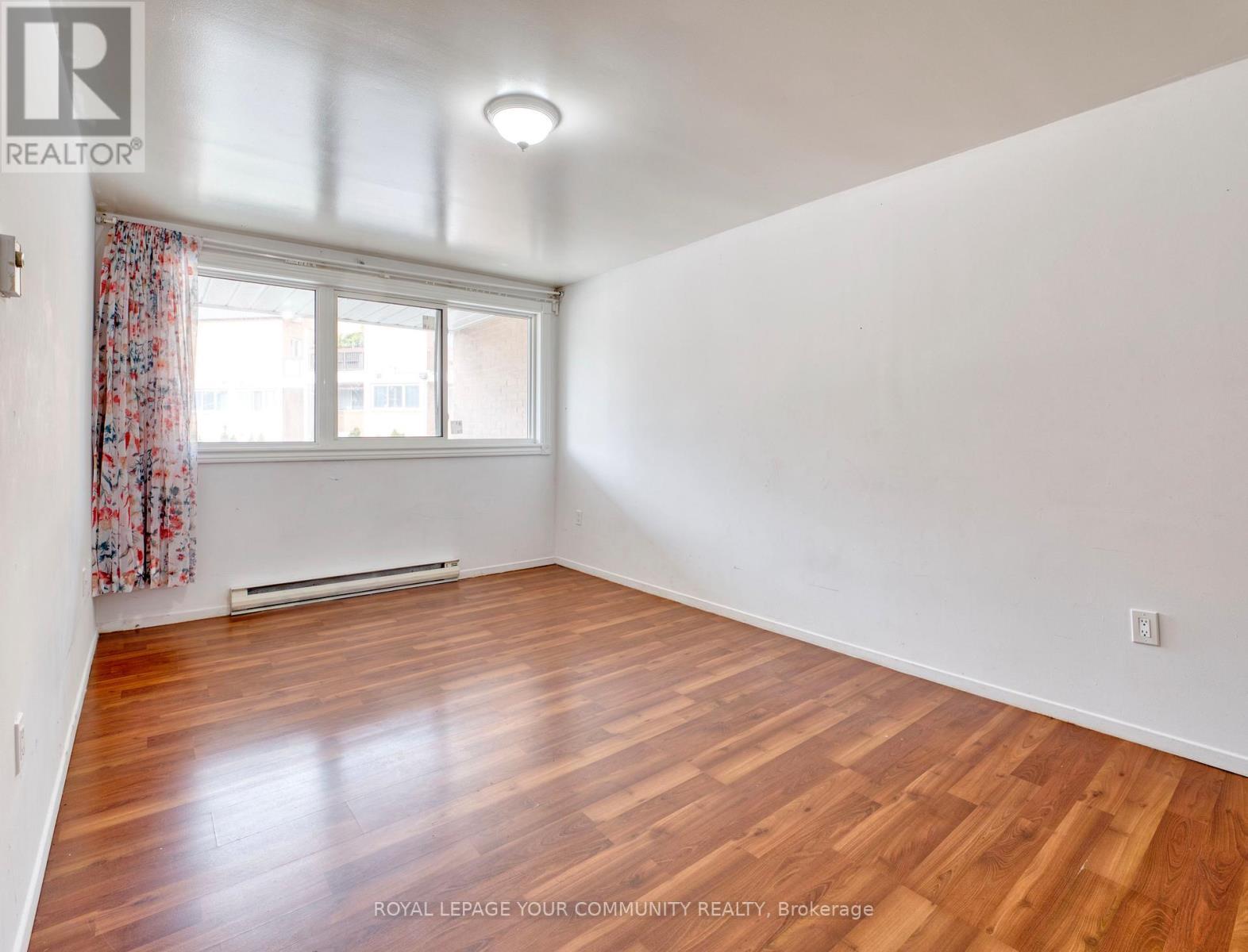 












1006 - 100 MORNELLE COURT

,
Toronto,




Ontario
M1E4X2

