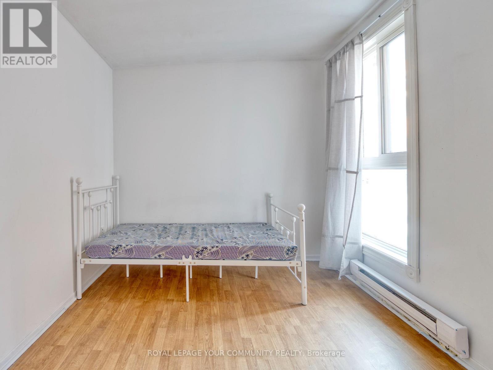 












1006 - 100 MORNELLE COURT

,
Toronto,




Ontario
M1E4X2

