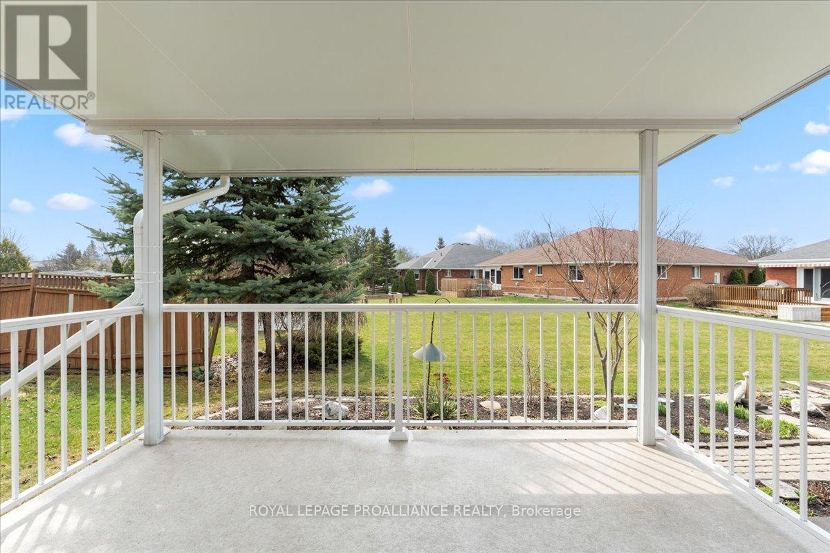 












13 HICKORY GROVE

,
Belleville (Belleville Ward),




Ontario
K8N5X6


