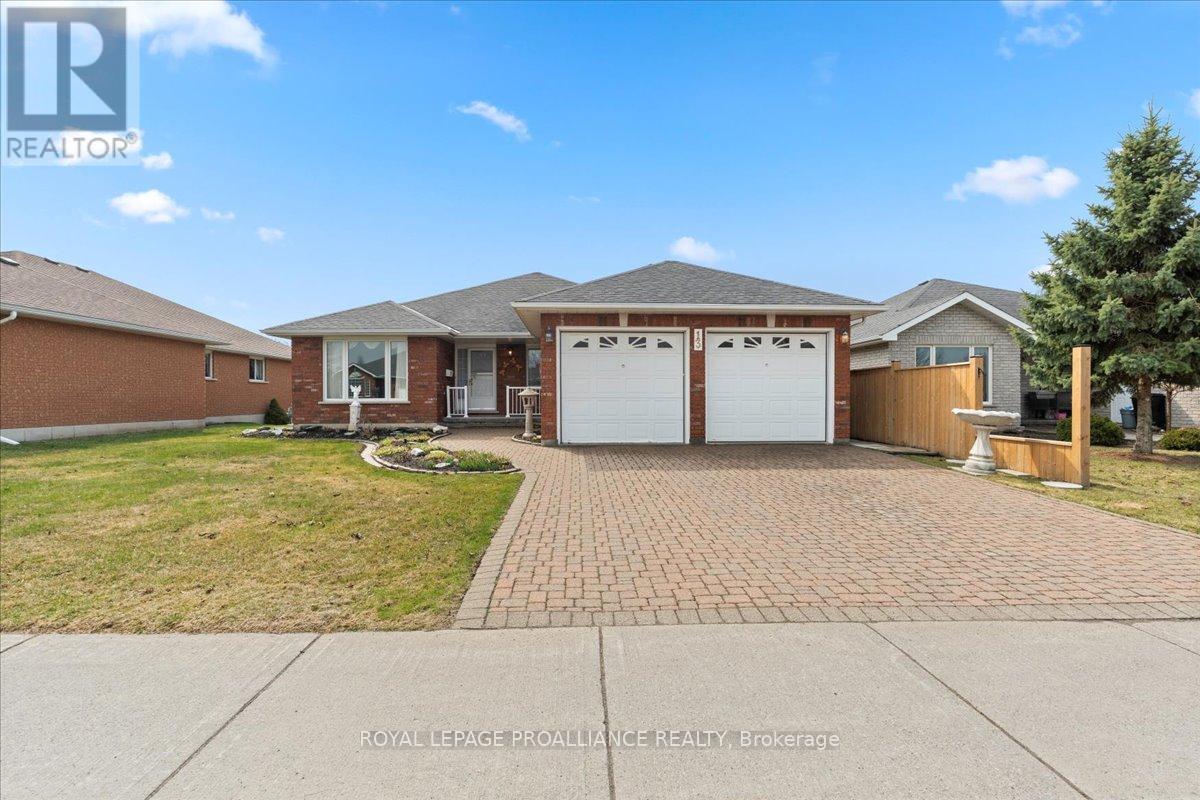 












13 HICKORY GROVE

,
Belleville (Belleville Ward),




Ontario
K8N5X6

