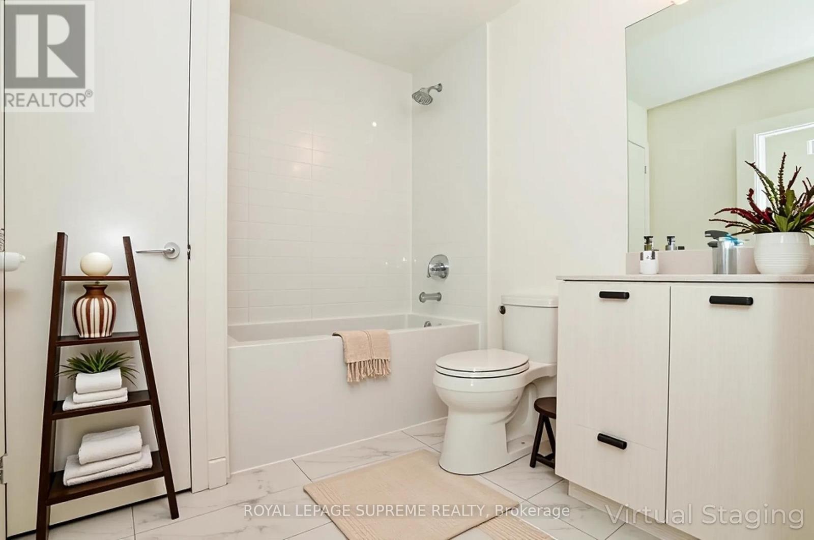 












811 - 859 THE QUEENSWAY

,
Toronto,




Ontario
M8Z1N8


