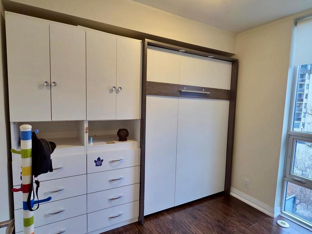 









19


Valhalla Inn

Road, 35,
Toronto,




ON
M9B 0B3


