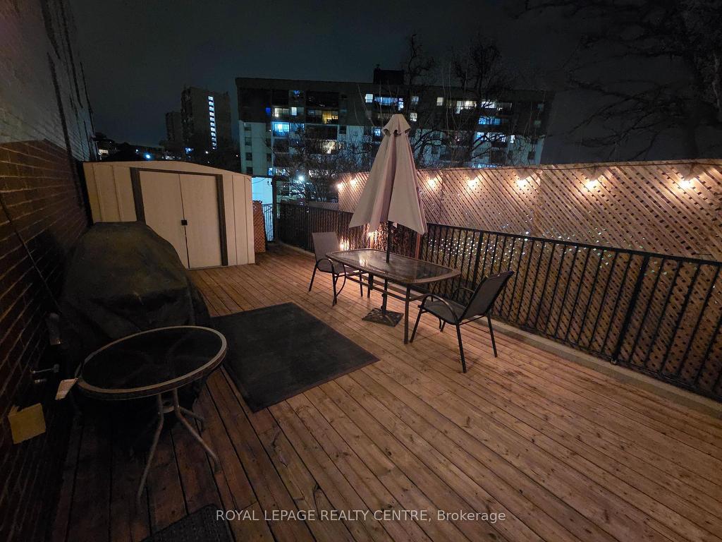 









19


Valhalla Inn

Road, 35,
Toronto,




ON
M9B 0B3

