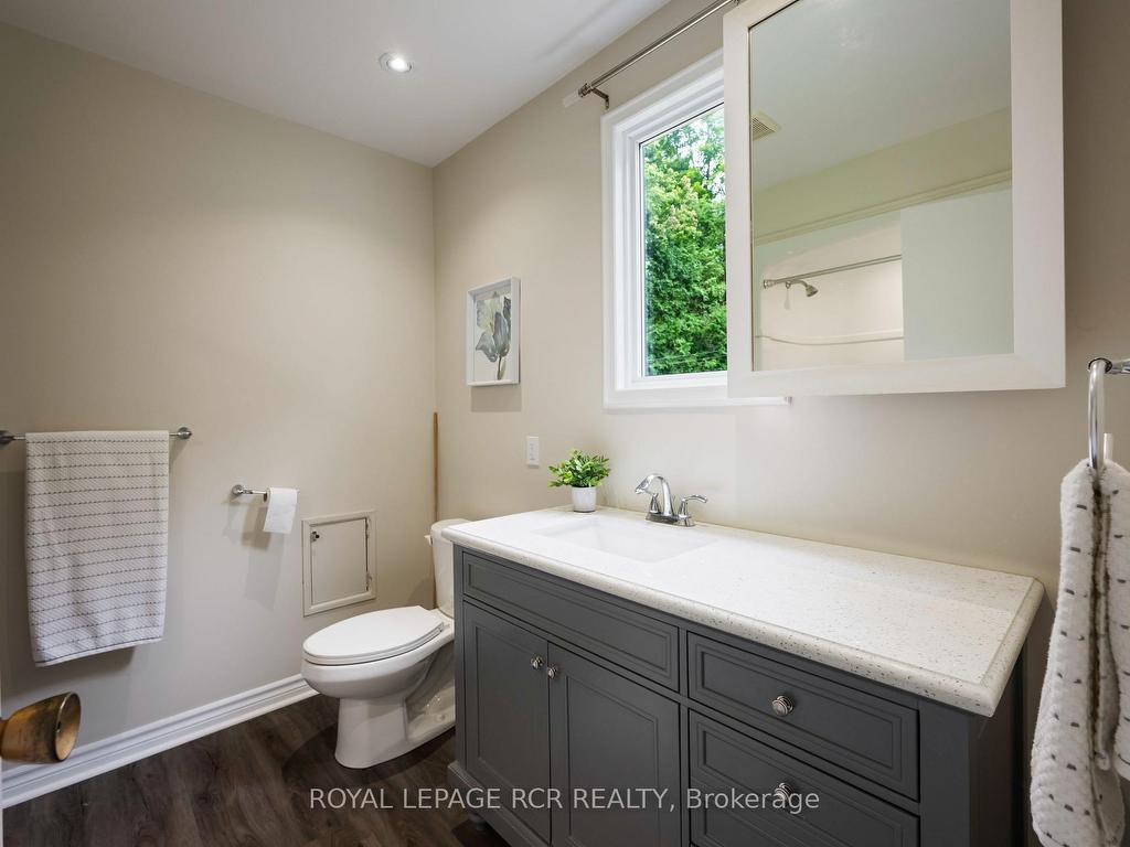 









308118


Hockley

Road,
Mono,




ON
L9W 2Y8

