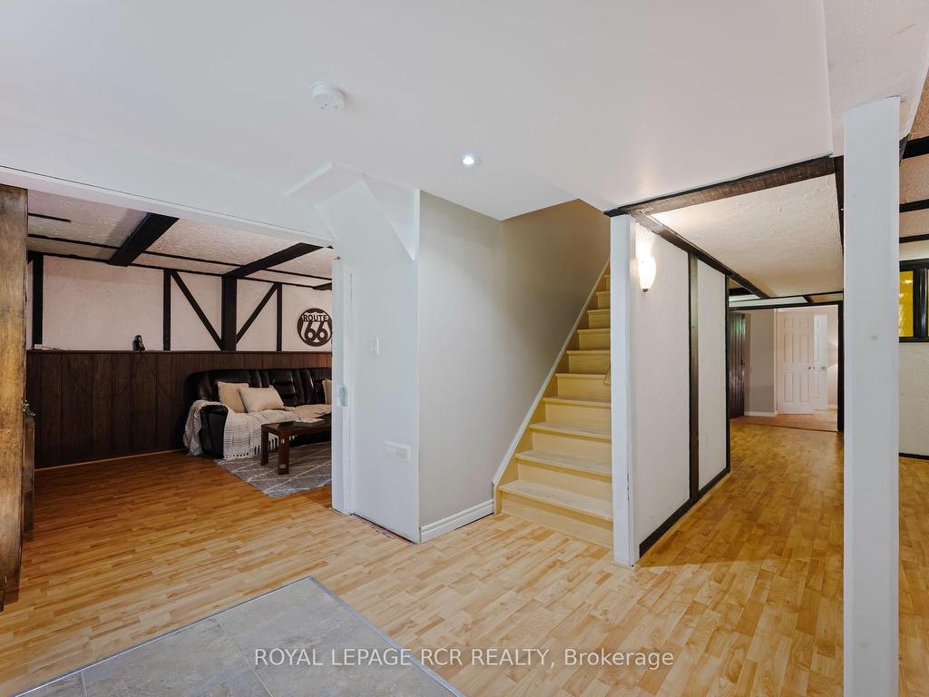 









308118


Hockley

Road,
Mono,




ON
L9W 2Y8

