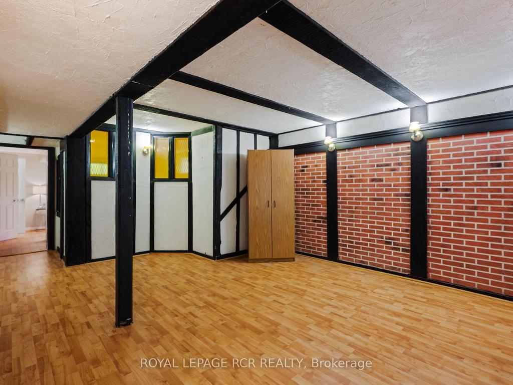 









308118


Hockley

Road,
Mono,




ON
L9W 2Y8

