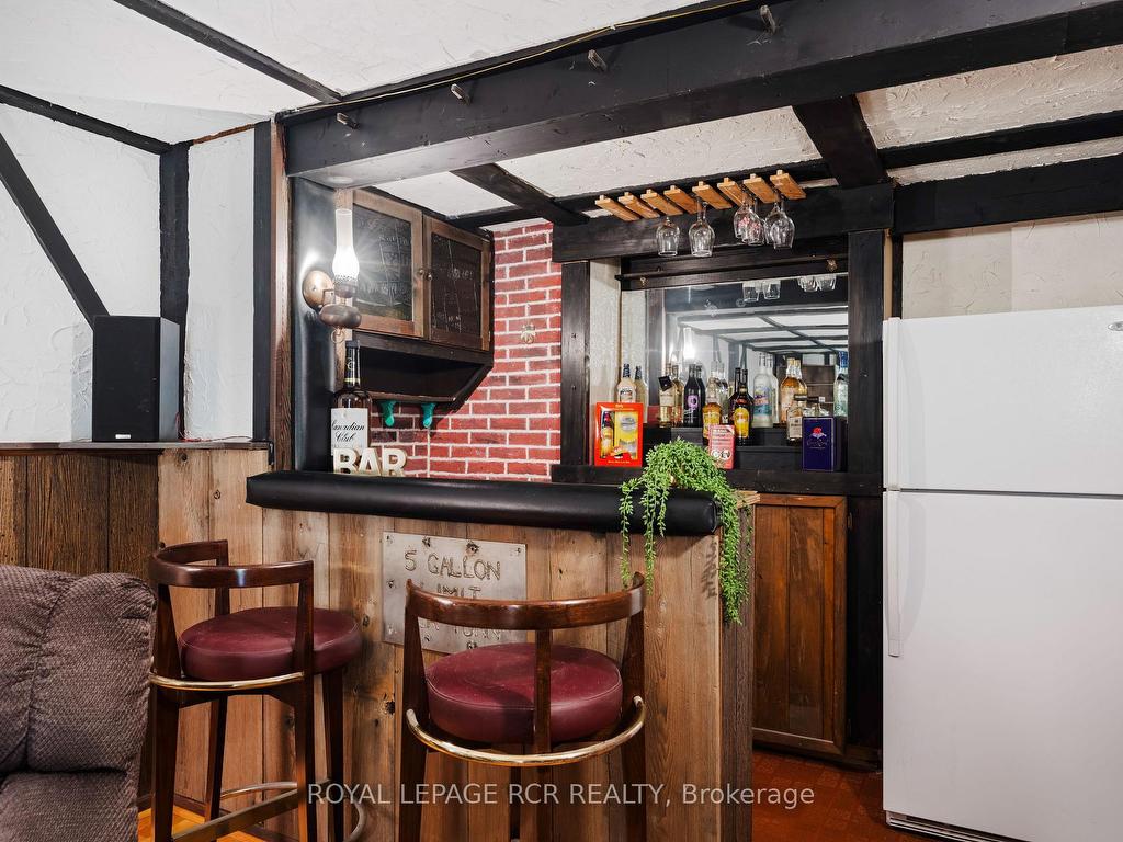 









308118


Hockley

Road,
Mono,




ON
L9W 2Y8

