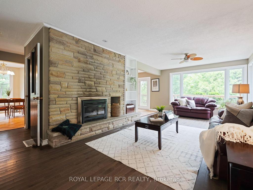 









308118


Hockley

Road,
Mono,




ON
L9W 2Y8

