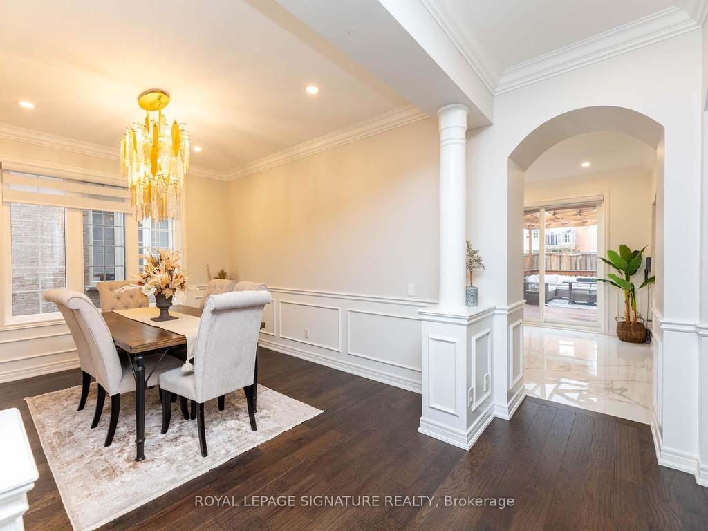 









18


Lady Valentina

Avenue,
Vaughan,




ON
L6A 0E4


